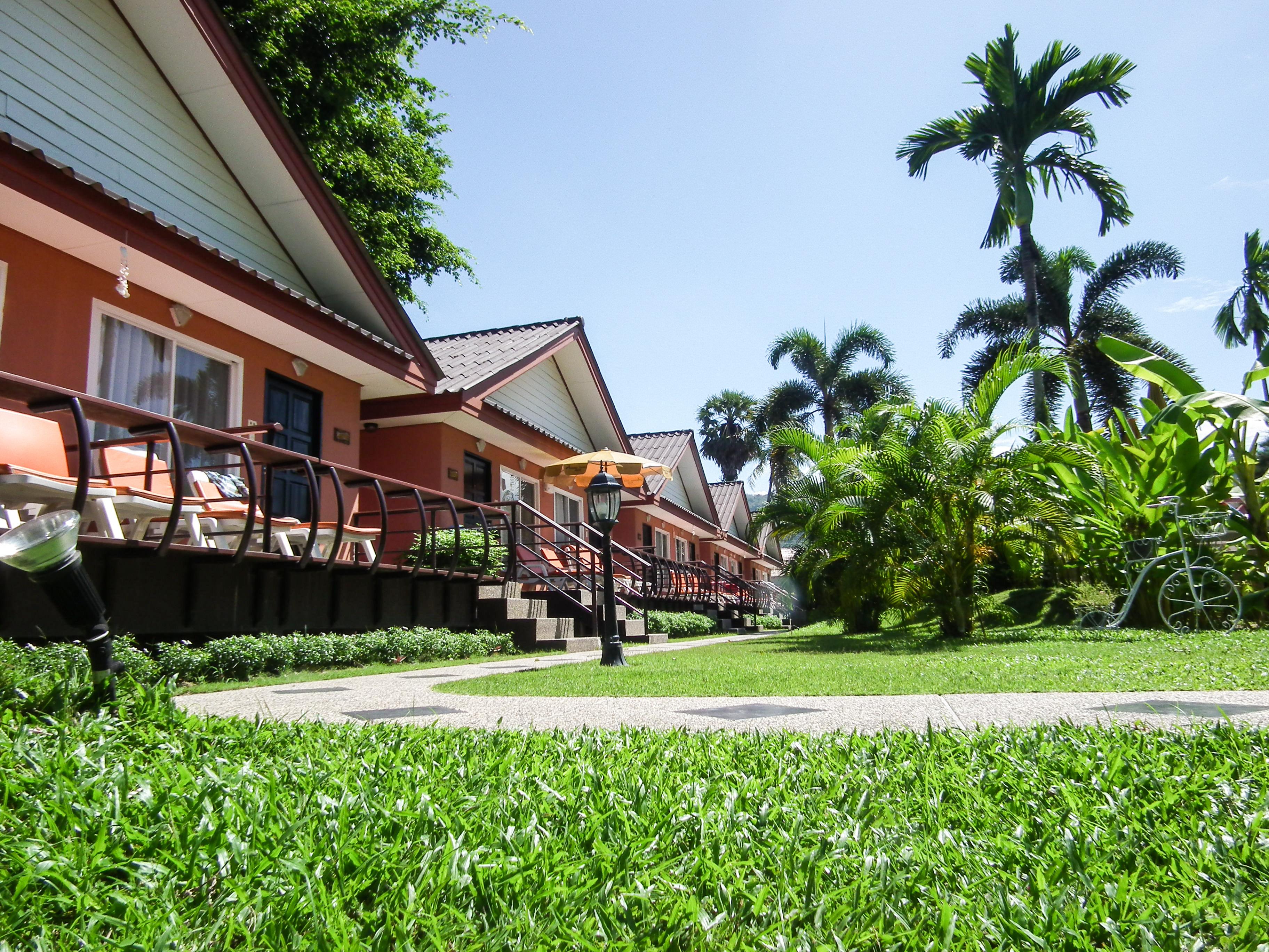 Andaman Seaside Resort Bangtao Beach Pantai Bang Tao Bagian luar foto